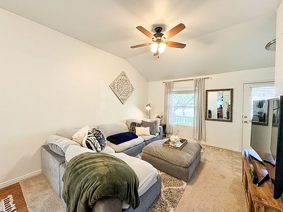 3rd image of 5033 W Topcrest Dr