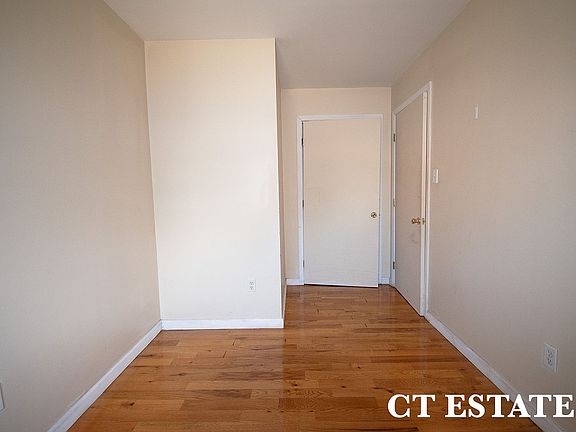 4th image of 1081 Herkimer St #2