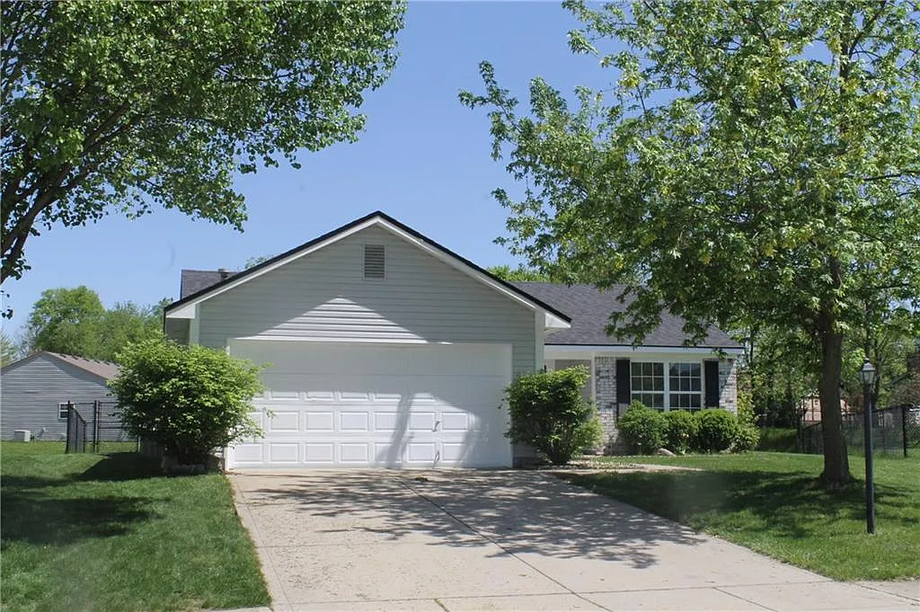 840 Cross Wind Ct photo 1