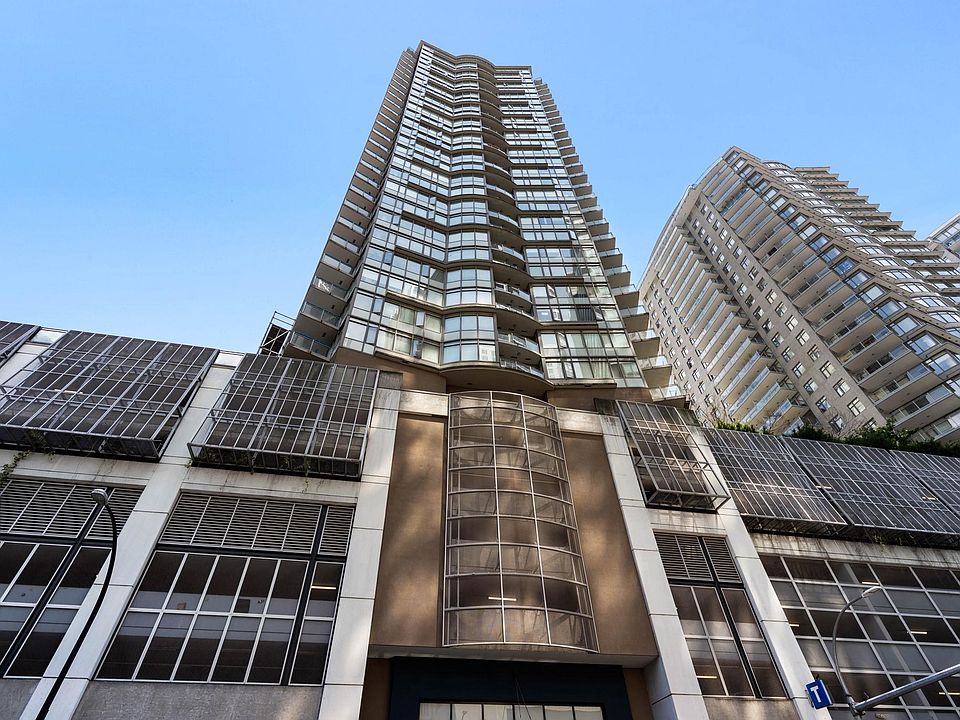 1st image of 888 Carnarvon St #1709