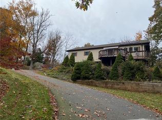 232 Freeman Rd, Middletown, CT 06457