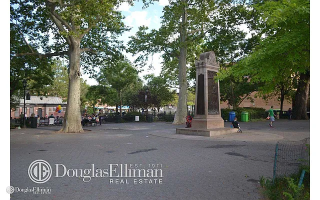 Rented by Douglas Elliman | media 18