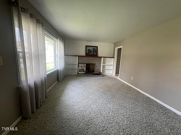 4th image of 103 Martindale Rd