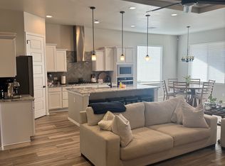 704 Amatista Loop SE, Rio Rancho, NM 87124