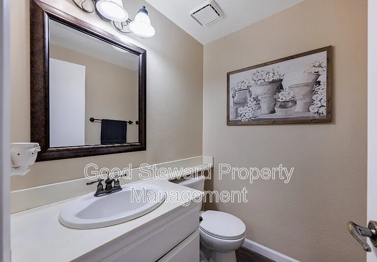 6646 Vista Loma — Photo 22