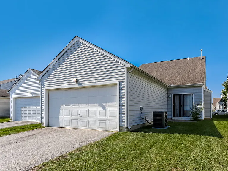 6303 Artesia Dr — Photo 17