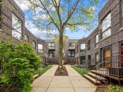 102 South Blvd #A, Evanston, IL, 60202