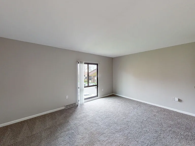 Riverwind at Chatham Park Drive — Photo 18