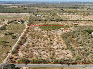 632 County Road 125, Elmendorf, TX 78112