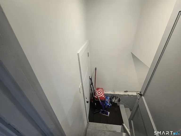 275 Burnsford Ave — Photo 15
