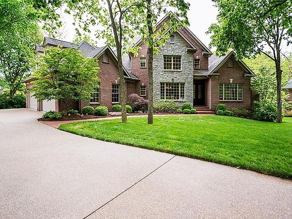 3rd image of 4894 Faulkirk Ln