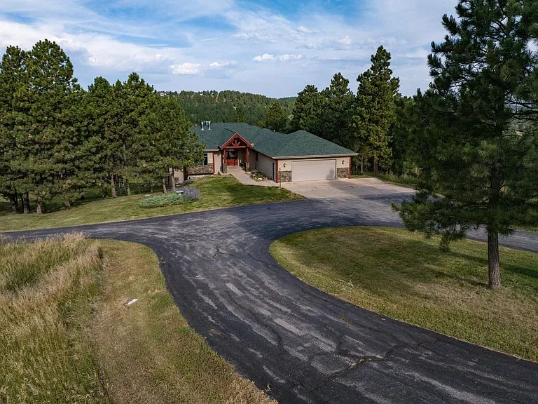 23823 Kieffer Ranch Rd — Photo 38
