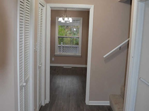 3rd image of 2308 Briarcliff Dr