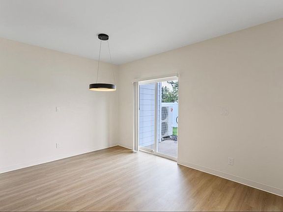 5th image of 4107 E 28th Ave #Aea71a4f2