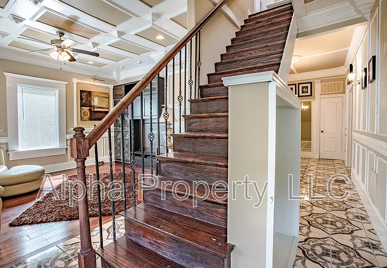 114 Edwards St — Photo 5