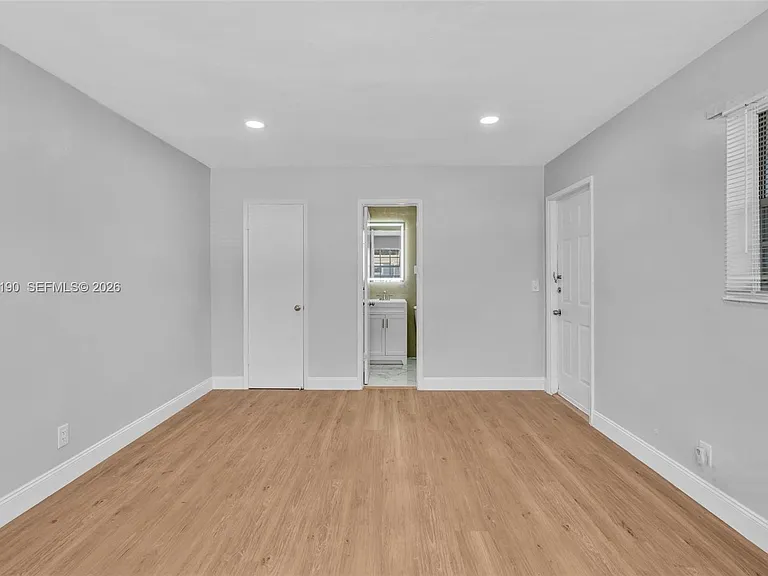 161 NW 40th St #1 — Photo 18