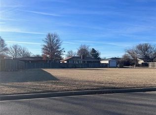 2201 Seth Ave, Weatherford, OK 73096