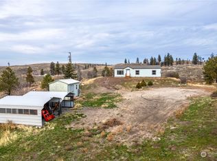 392 Cameron Lake Loop Rd, Okanogan, WA 98840