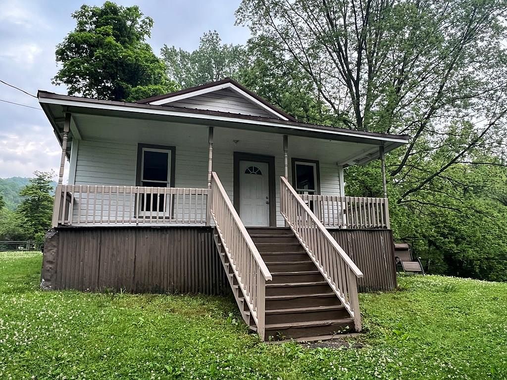 440 Birch St, Hazard, KY 41701 MLS 122069 Zillow