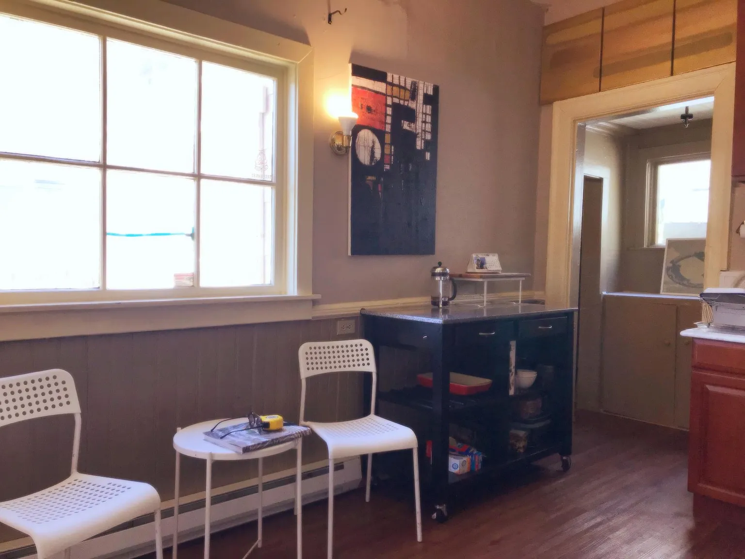 1008 E John St — Photo 1