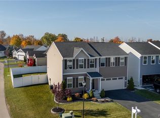2 Stelle St, Hamburg, NY 14075