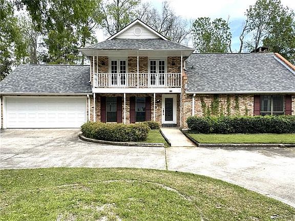 2nd image of 105 Wildwood Dr #105