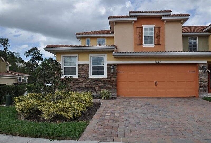 1st image of 5644 Siracusa Ln