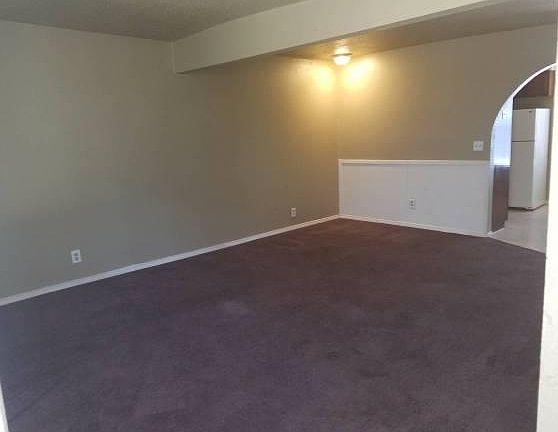 4th image of 1909 N Minnie Ln APT D