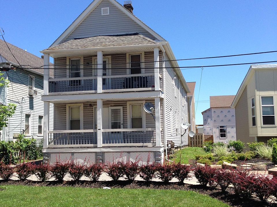 1st image of 2527 Thurman St