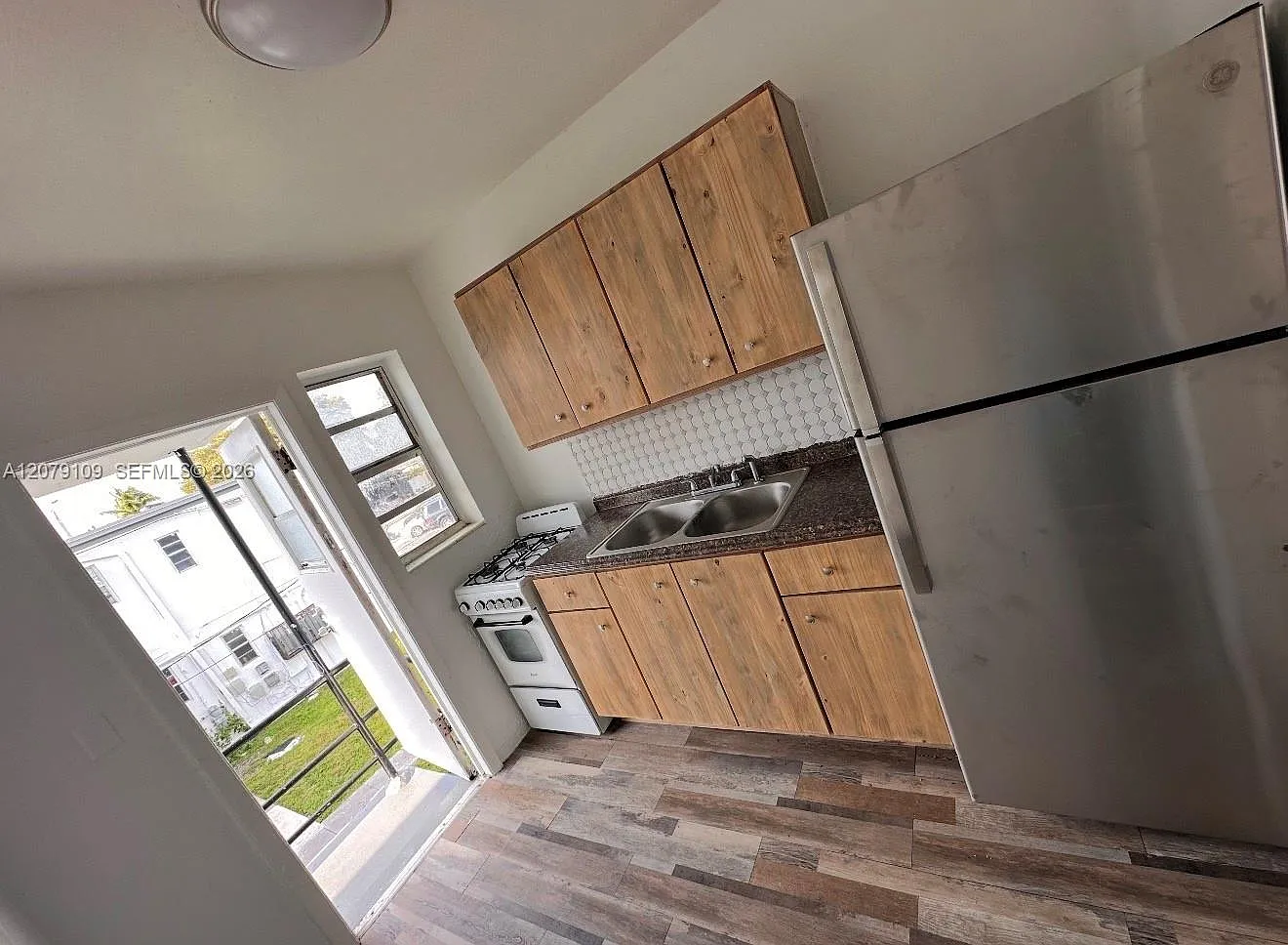 West Biscayne — Photo 1