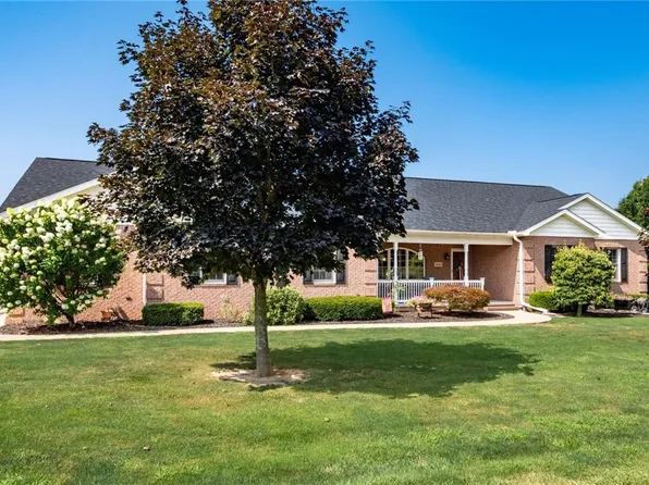3660 Michelle Ln, Zanesville, OH 43701
