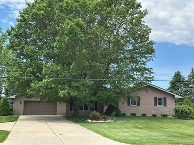 432 N Freedom, Lena, IL, 61048