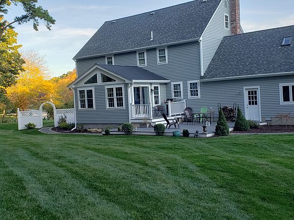 4th image of 24 Kimberly Dr