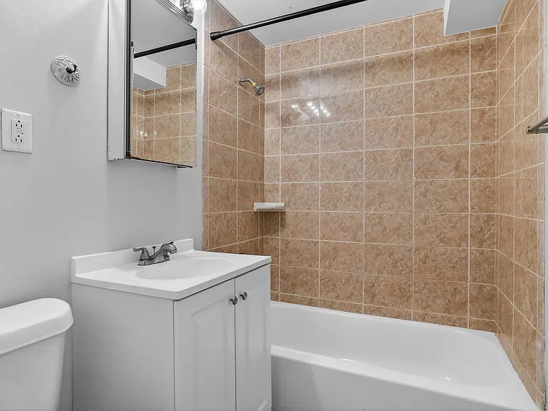 4012 W 75th St — Photo 13