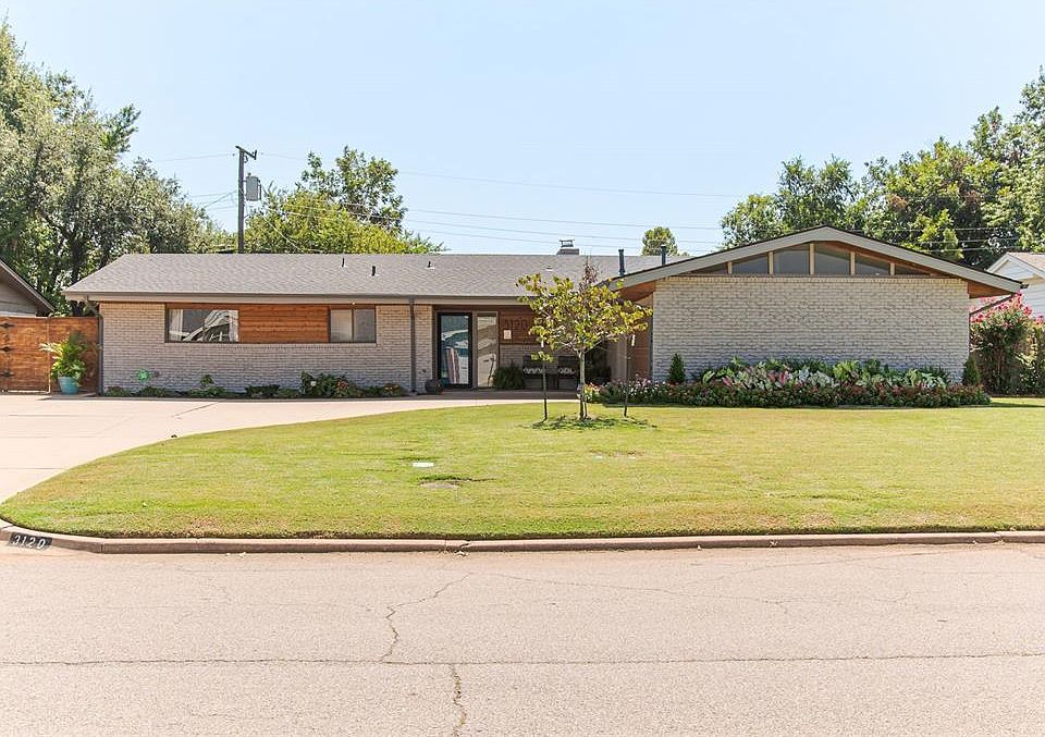 1st image of 3120 Berkshire Way
