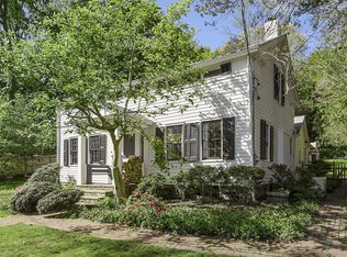 45 Hunts Pl, Chappaqua, NY 10514
