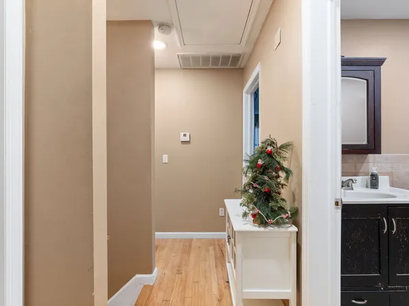 139 Winchester Avenue image 14 of 32