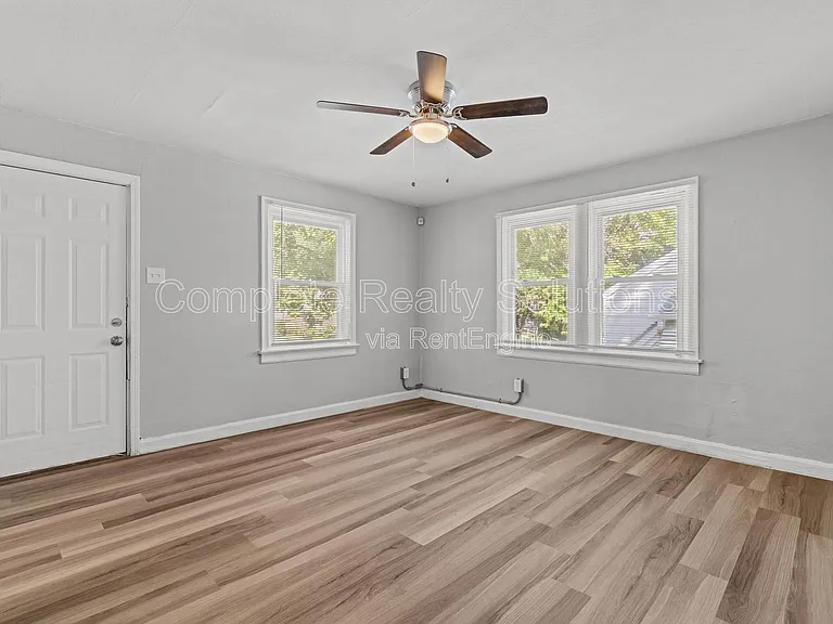 7120 Greenhaven Dr — Photo 5