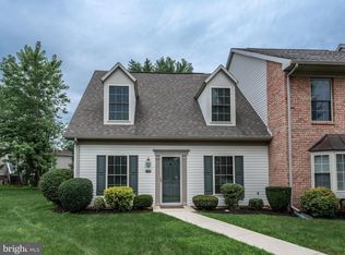 110 Melbourne Ln, Mechanicsburg, PA 17055