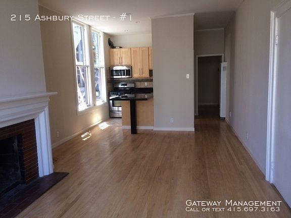 5th image of 215 Ashbury St APT 1