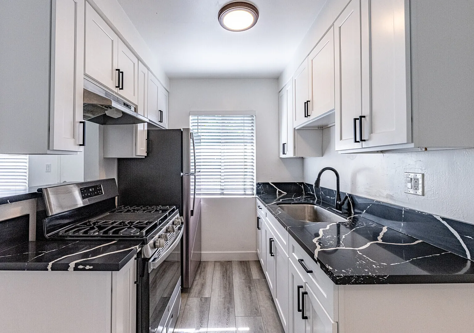 The Embers Apartments — Photo 4
