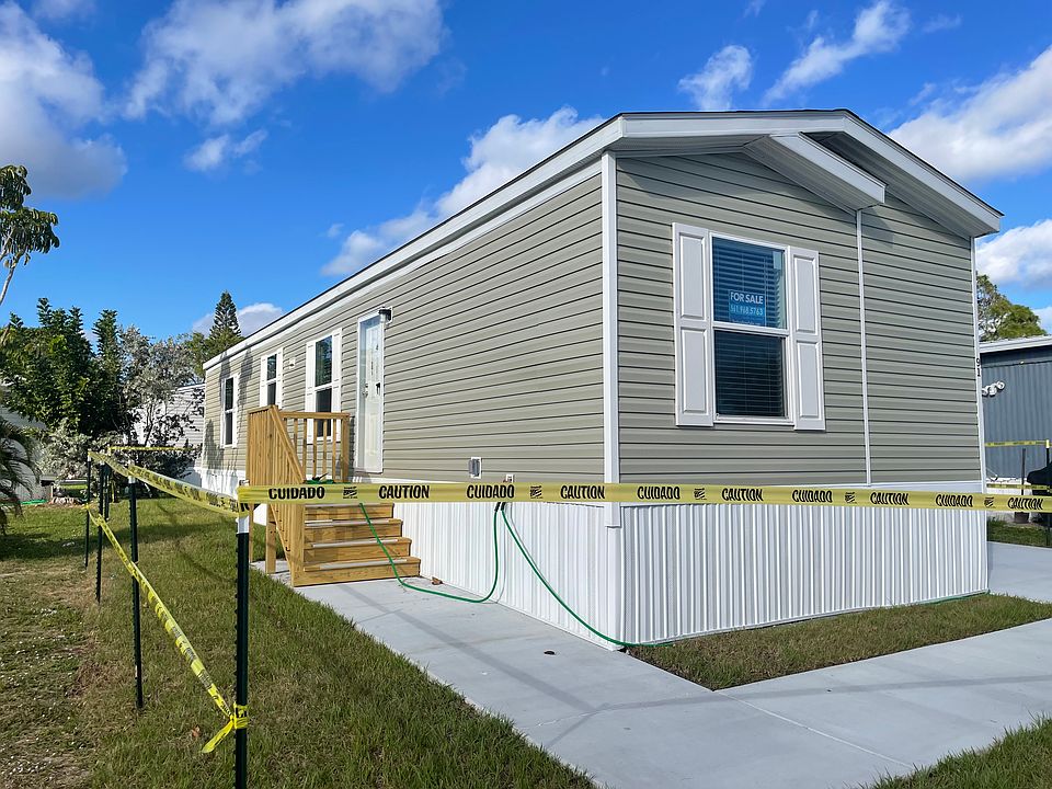 1st image of 91 S Stuart Cir