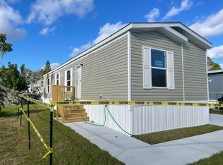 91 S Stuart Cir, Lake Worth, FL 33463