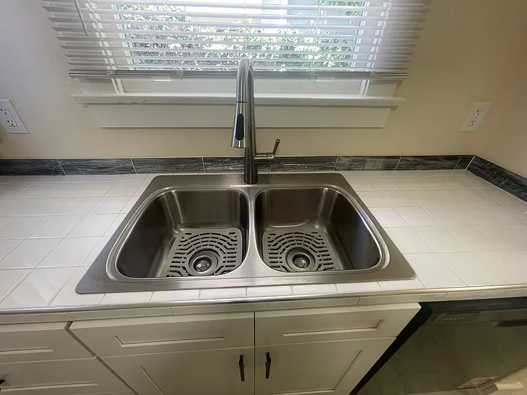 204-206 N. Cedar St. — Photo 12