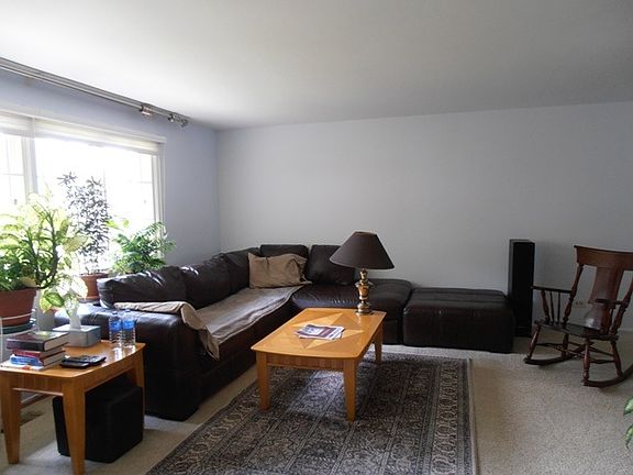 2nd image of 800 Osage Ln