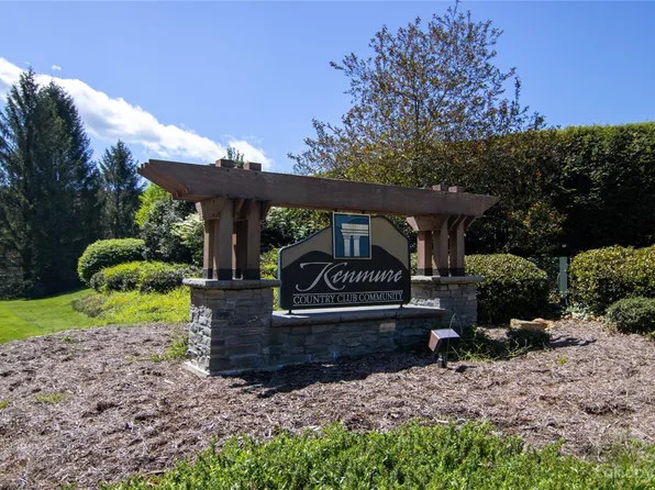 611 Overlook Dr #2, Flat Rock, NC 28731