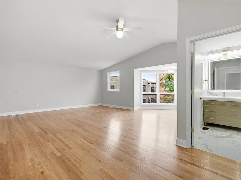 5510 S Cornell Ave #D — Photo 16