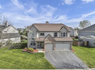 2959 Blanchard Ln, West Chicago, IL