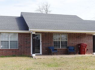 504 N 5th St, Hugo, OK 74743