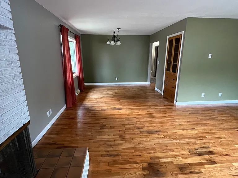 2914 Rimview Dr — Photo 2